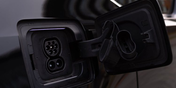 Voitures électriques au Bénin : Opportunités et défis du marché