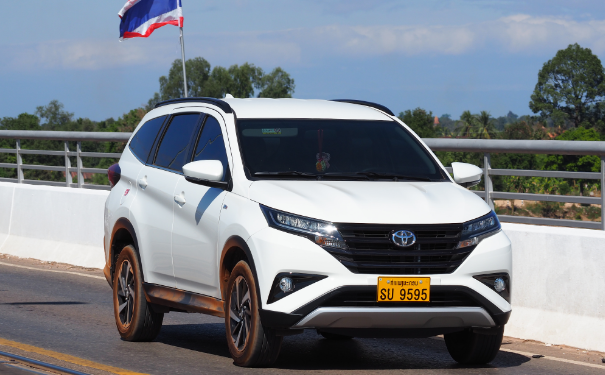 Guide 2025 pour acheter voiture occasion Bénin : astuces à connaître