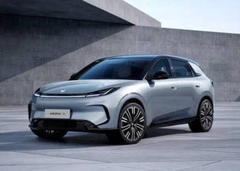 Véhicules Électriques à Porto-Novo : 5 Villes, 1 Projet Pilote